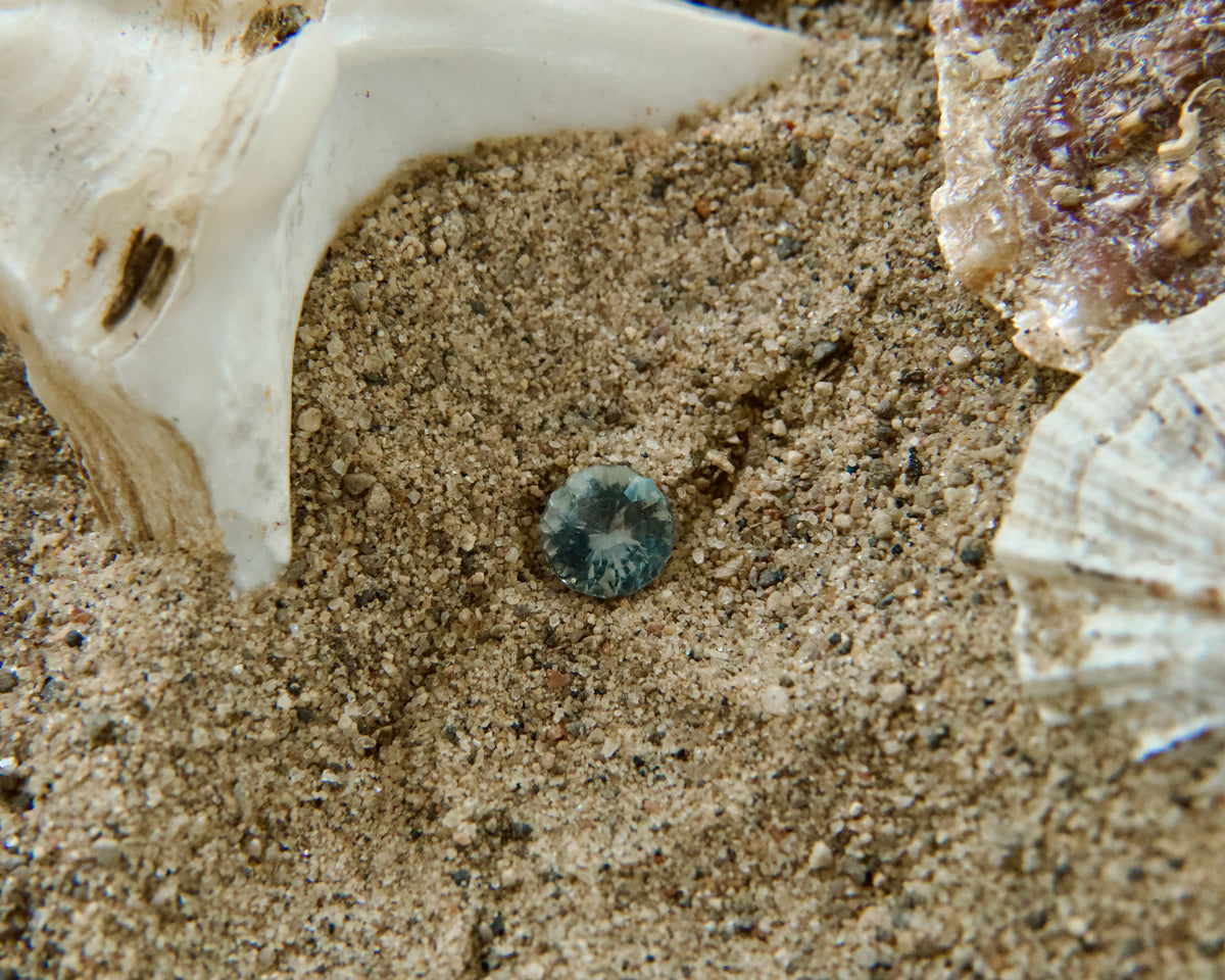 0.64 ct Blue Montana Sapphire