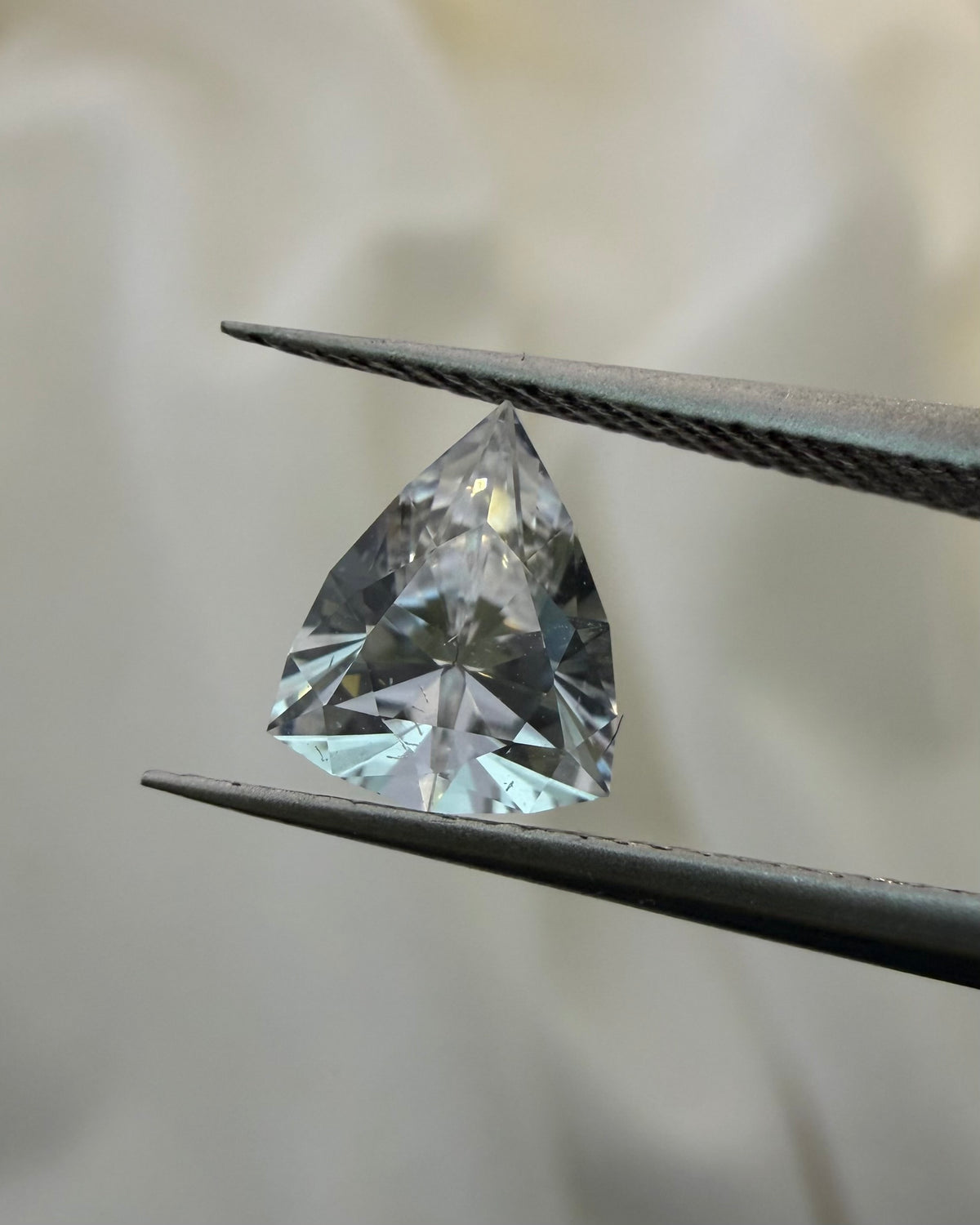 1.30 ct White Lab-created Sapphire